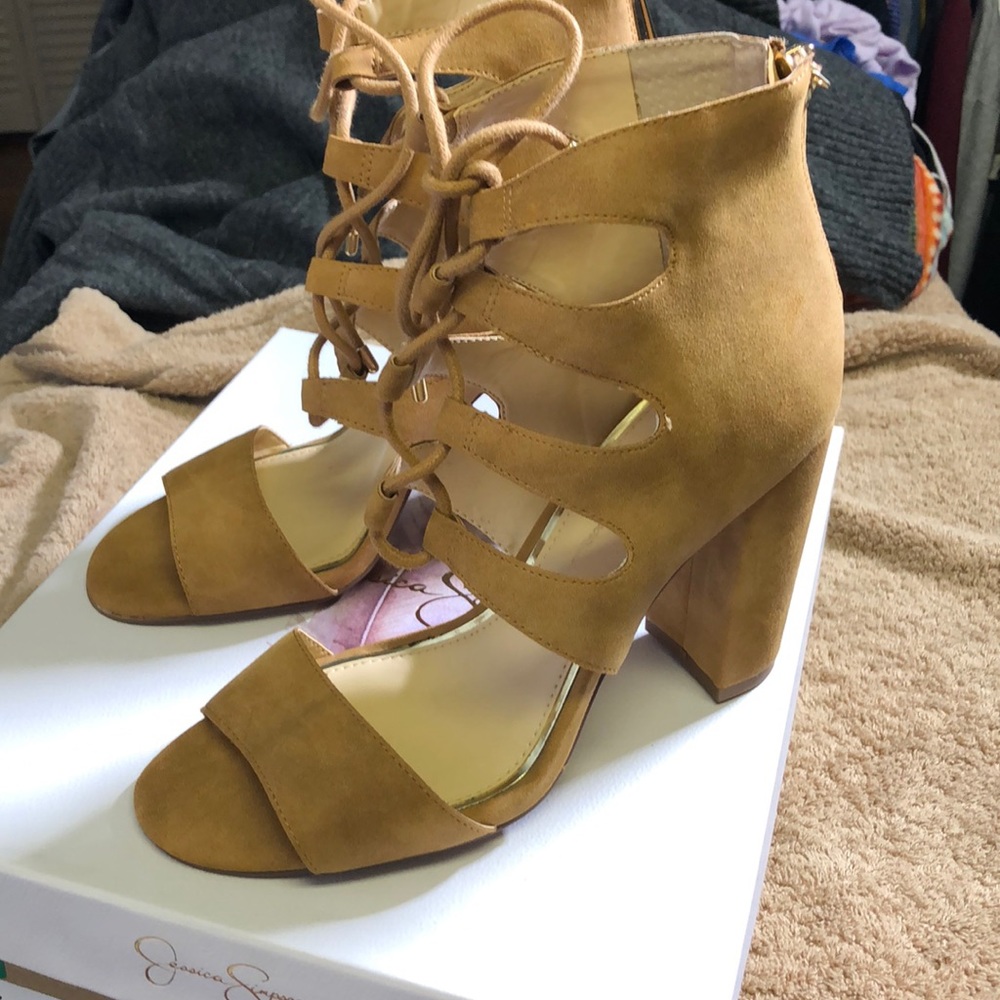 Jessica Simpson Lorenz Sandal. Size 7 1/2